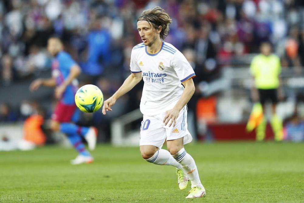 马克西空砍28+7+9，恩比德表现不佳，76人不敌湖人