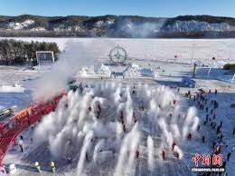 罗伊·哈勒戴在个人季后赛处女秀投出无安打比赛，成为历史第二人