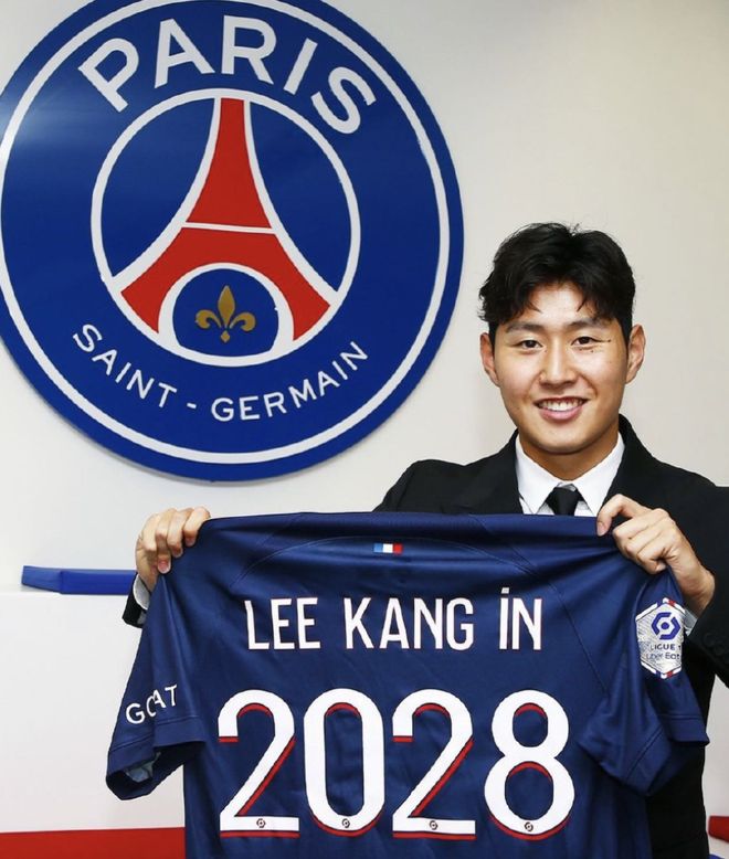 首战的篮板 首战的篮板